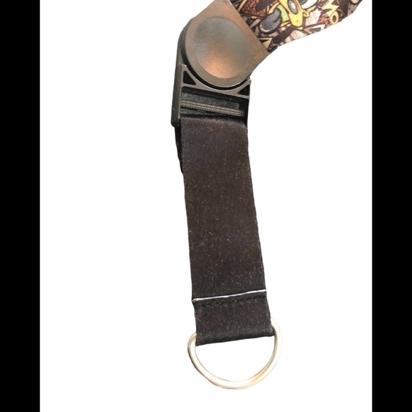 Walt Disney World Printed Lanyard Goofy Mickey Collage Measures 24” Keys Work - Picture 4 of 5